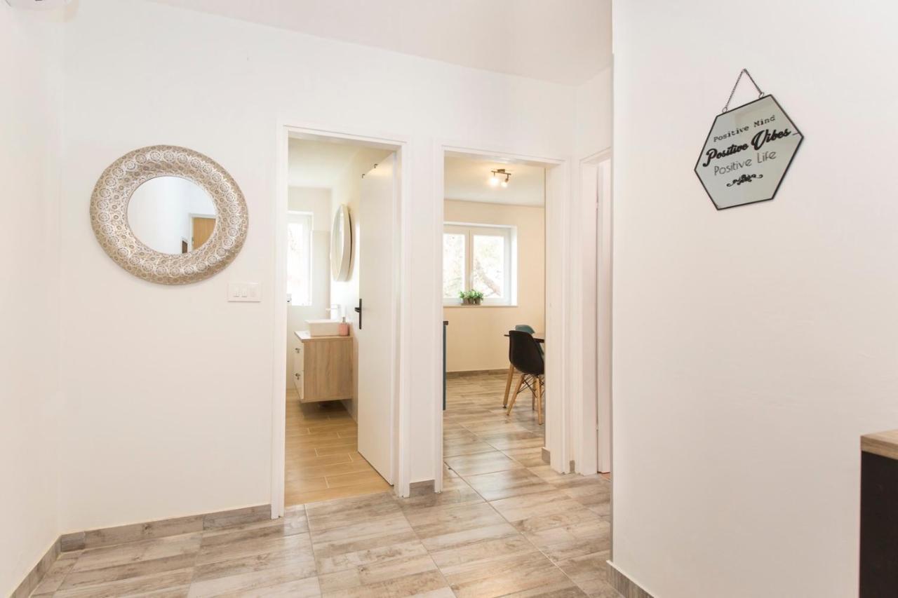 Apartment Aquamarine ราบัซ ภายนอก รูปภาพ